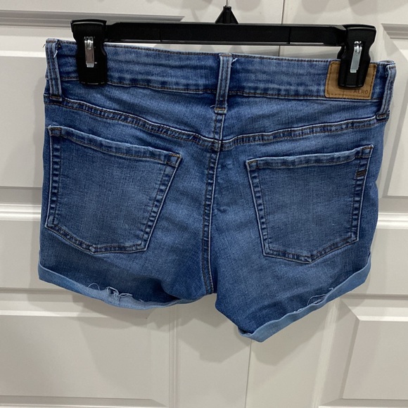 AERO low midi shorts size 6 - Picture 2 of 5